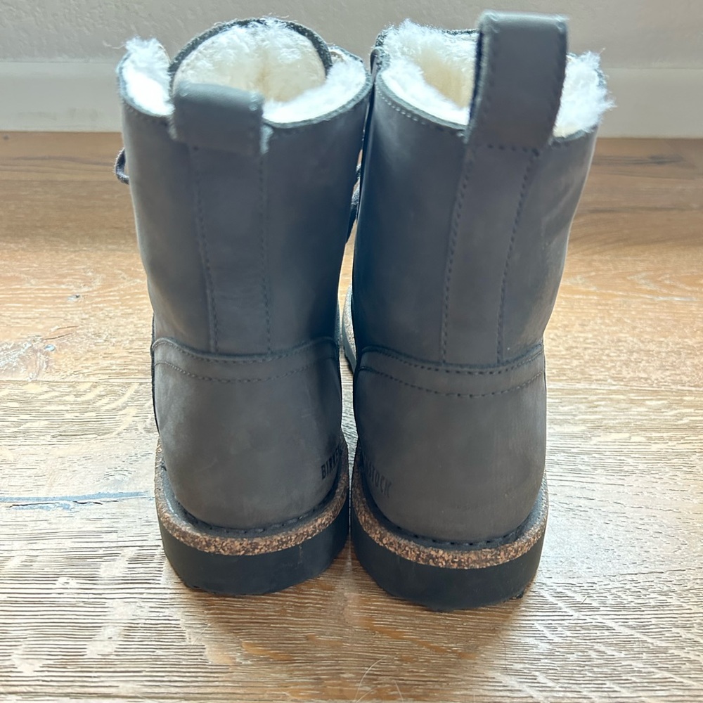 Birkenstock Bryson Shearling Graphite Ankle Boots - Picture 6 of 13